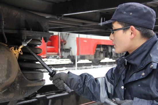 111.jpg 石家莊鐵路學(xué)校2020年鐵道車輛運(yùn)用與檢修專業(yè)學(xué)費(fèi)多少？ 常見(jiàn)問(wèn)題